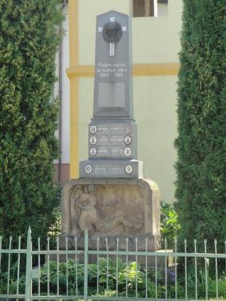 Památník padlým.JPG