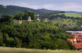 C:\Documents and Settings\muzeum\Plocha\Brumov s hradem, jpg..JPG