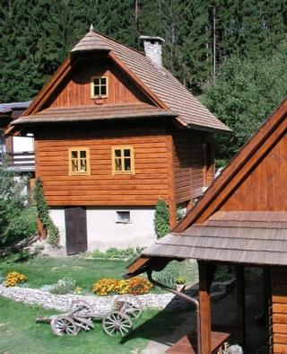 Chalupa na sklepě.jpg