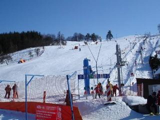 C:\Documents and Settings\divilkovav\Plocha\TIP-úprava\Editace\skiareál stupava.jpg