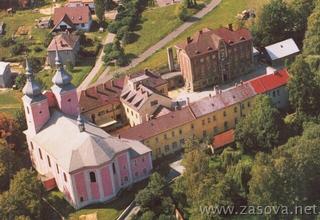 C:\Documents and Settings\divilkovav\Plocha\TIP-úprava\Editace\Zašova_kostel_s_klasterem.jpg