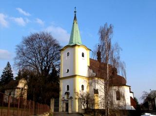 lesna - kostel Archanděla Michaela 1.jpg