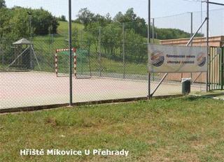 Hřiště Míkovice - U Přehrady.jpg